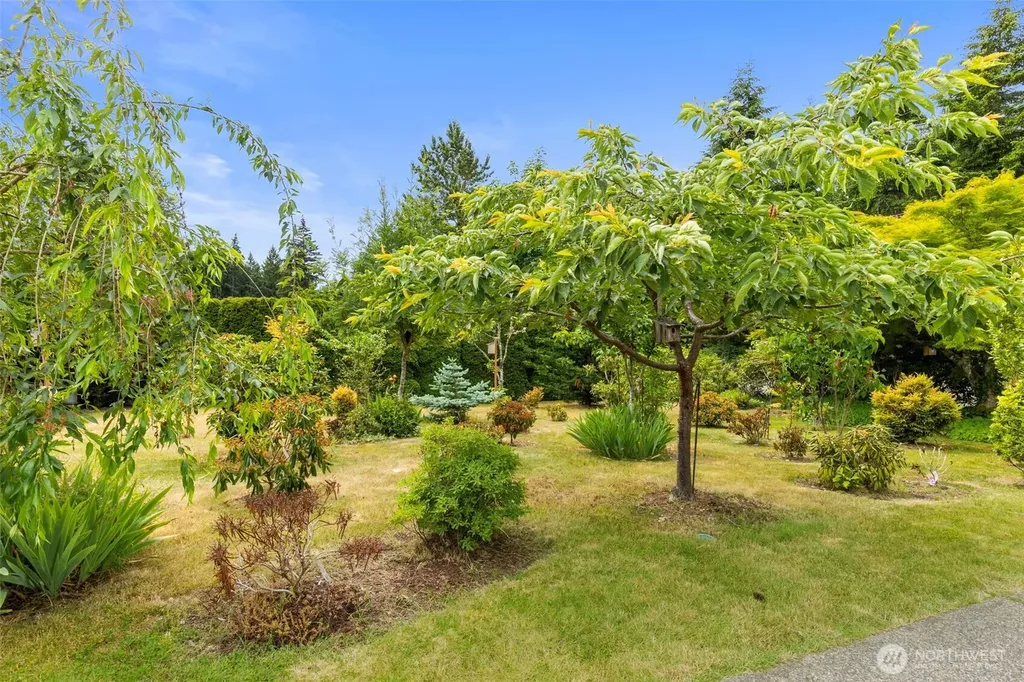 10566 Ogle Road NE Poulsbo WA 98370