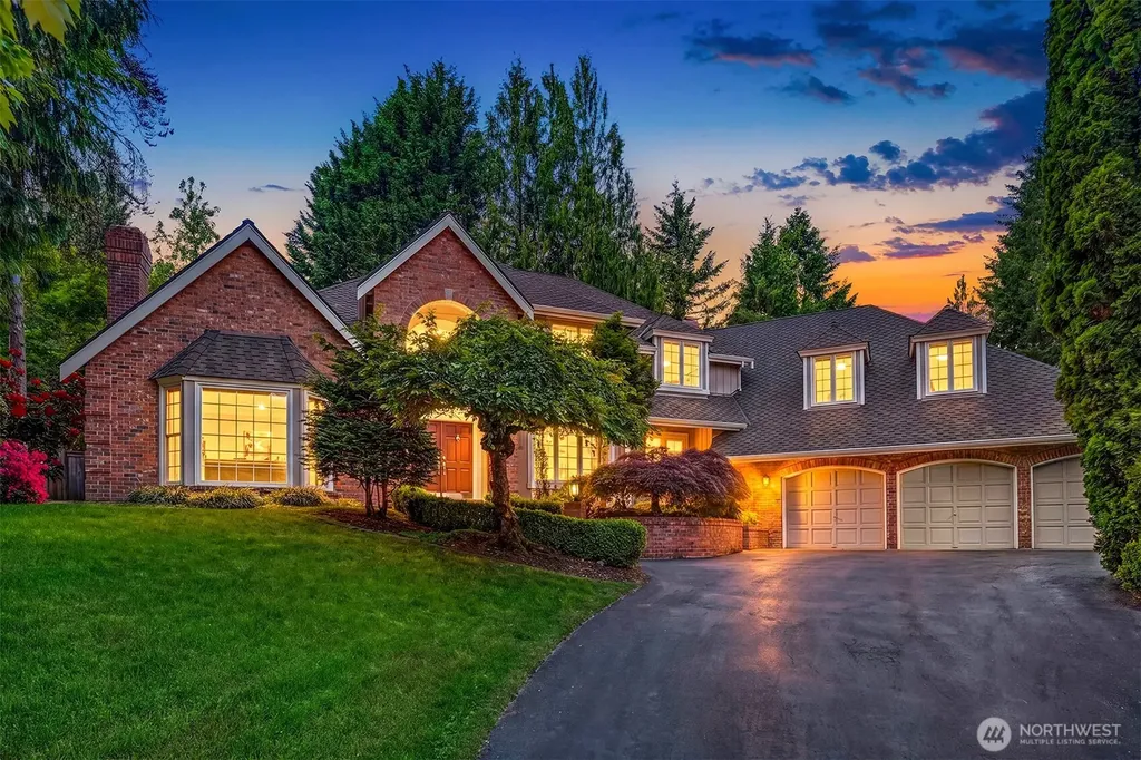 19862 NE 126th Place Woodinville WA 98077