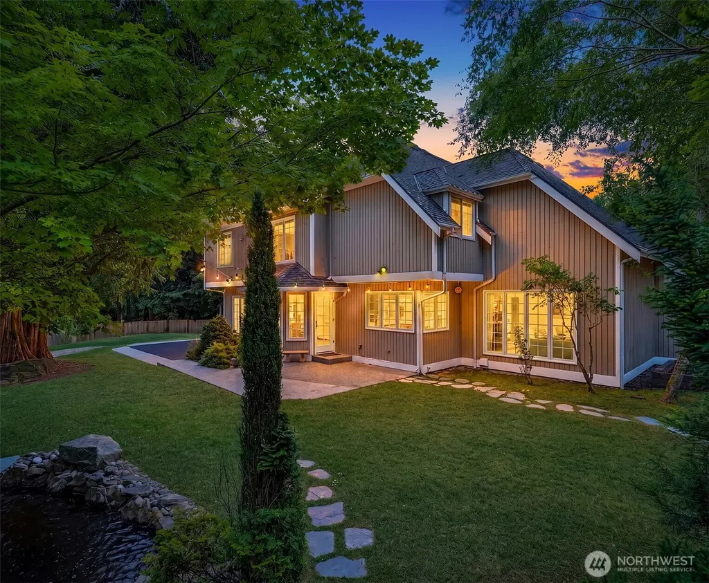 19862 NE 126th Place Woodinville WA 98077