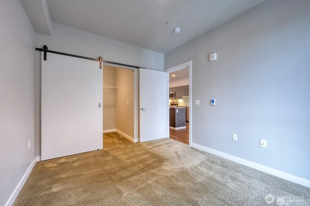 1085 103rd Avenue NE Bellevue WA 98004