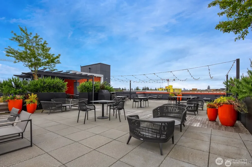 1085 103rd Avenue NE Bellevue WA 98004