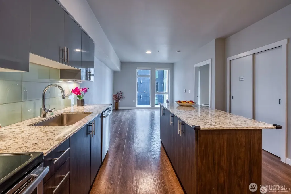 1085 103rd Avenue NE Bellevue WA 98004