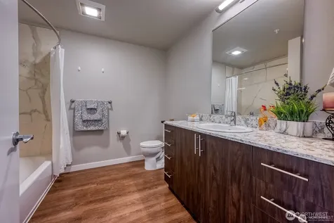 1085 103rd Avenue NE Bellevue WA 98004