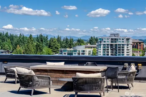 1085 103rd Avenue NE Bellevue WA 98004