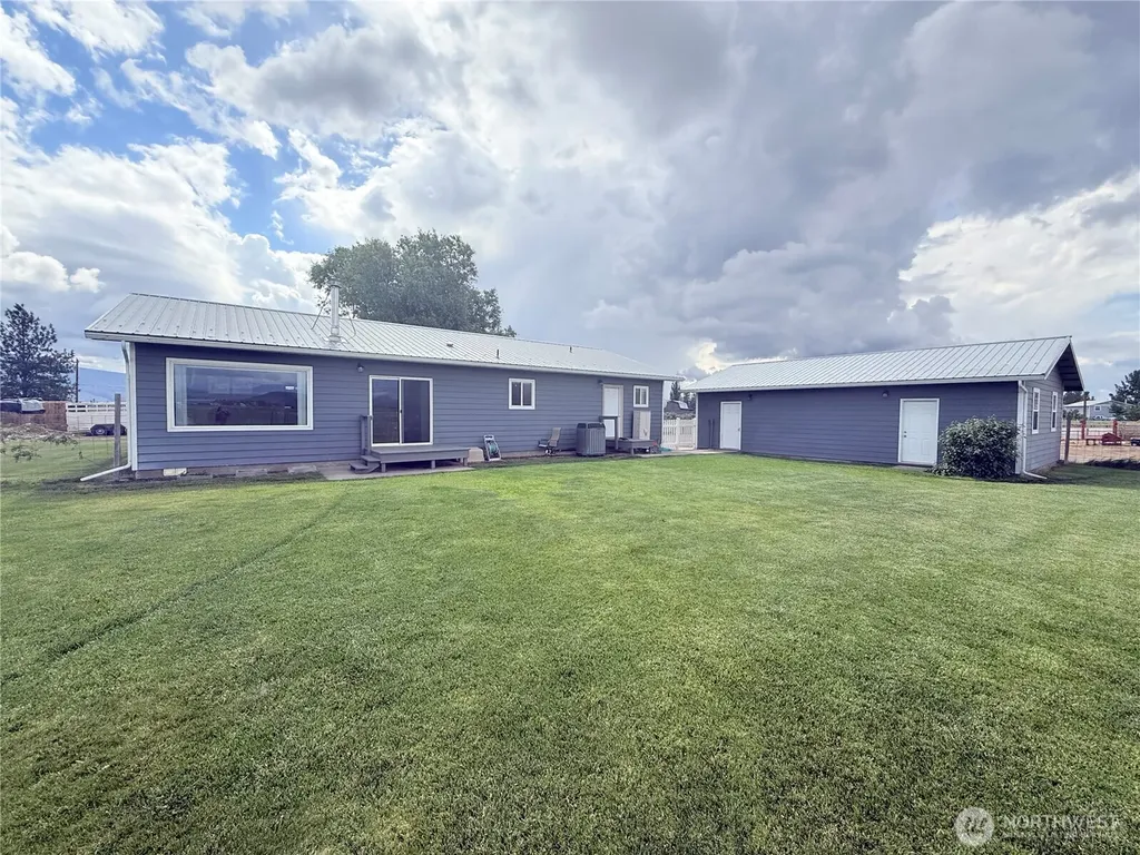 225 Robinson Canyon Road Omak WA 98841