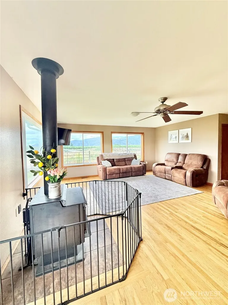 225 Robinson Canyon Road Omak WA 98841