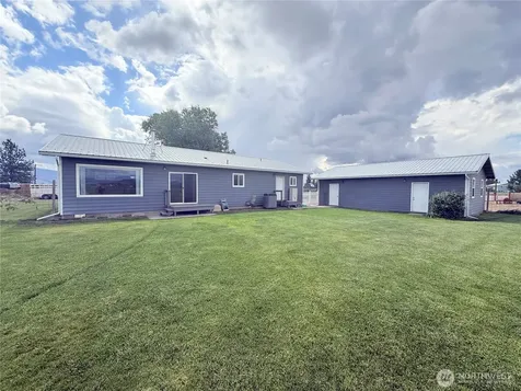 225 Robinson Canyon Road Omak WA 98841