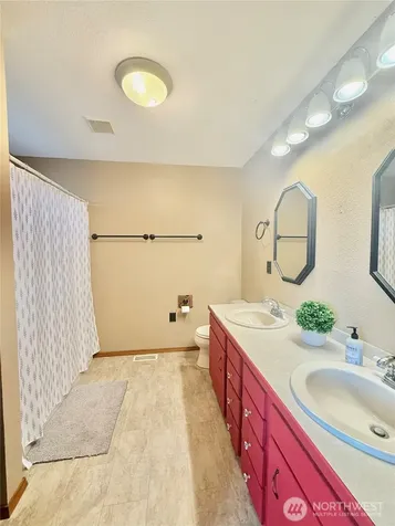 225 Robinson Canyon Road Omak WA 98841