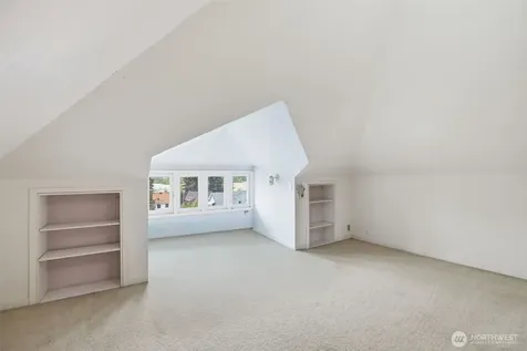 6238 Woodlawn Avenue N Seattle WA 98103