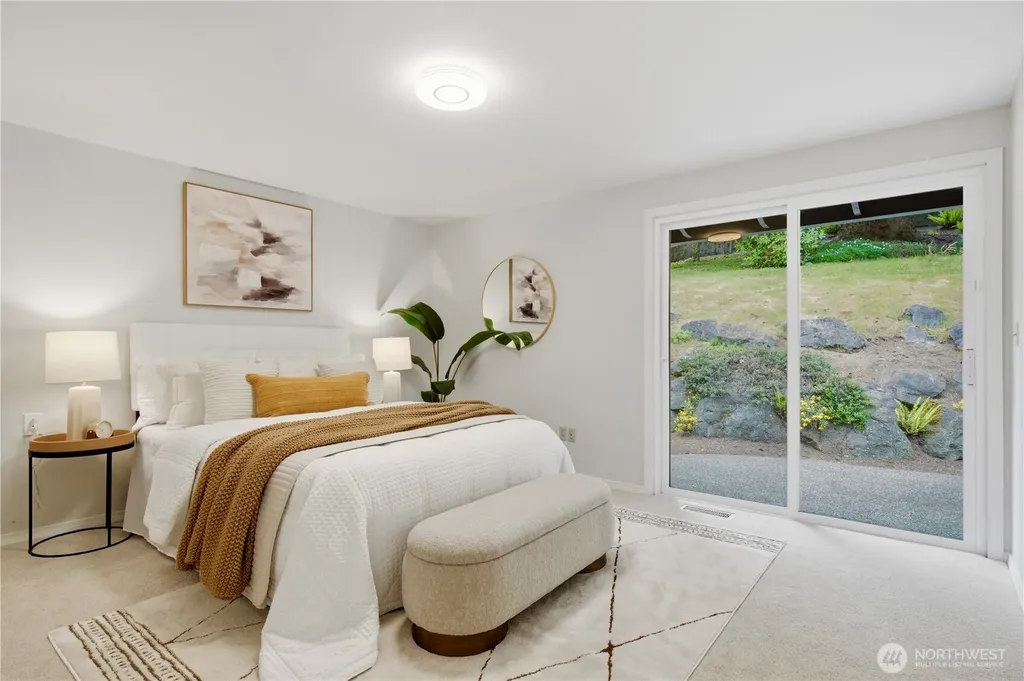 1011 179th Place NE Bellevue WA 98008