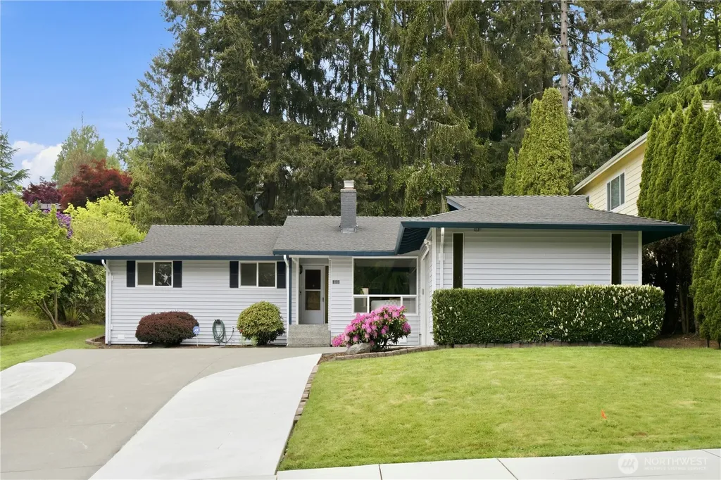 1011 179th Place NE Bellevue WA 98008