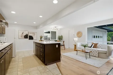 1011 179th Place NE Bellevue WA 98008