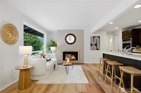 1011 179th Place NE Bellevue WA 98008
