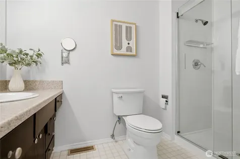 1011 179th Place NE Bellevue WA 98008