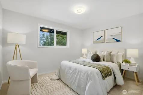 1011 179th Place NE Bellevue WA 98008