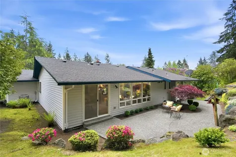 1011 179th Place NE Bellevue WA 98008