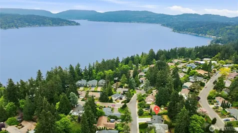 1011 179th Place NE Bellevue WA 98008