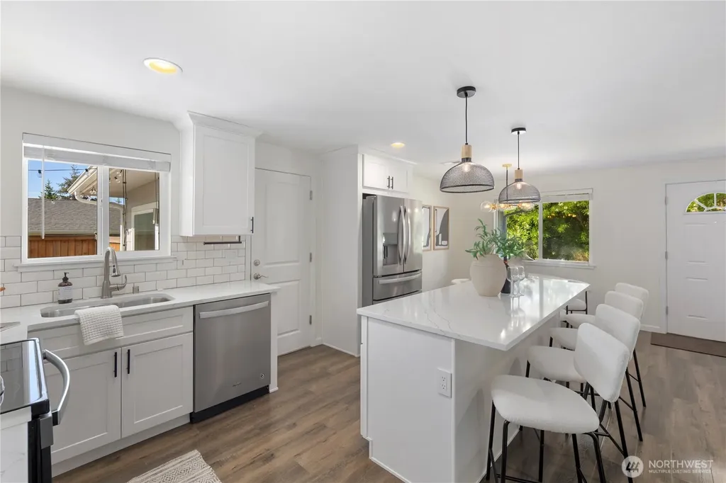 2147 NE 12th Street Renton WA 98056
