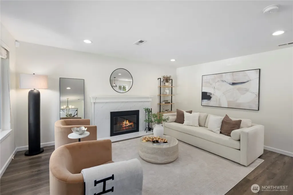 2147 NE 12th Street Renton WA 98056
