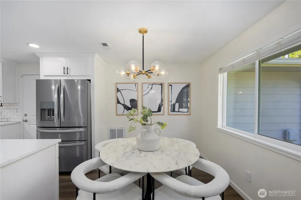 2147 NE 12th Street Renton WA 98056