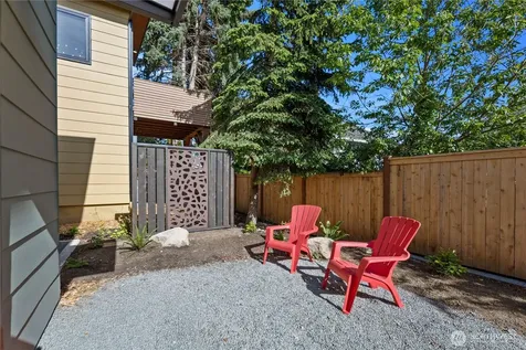 8623 30th Avenue SW Seattle WA 98126
