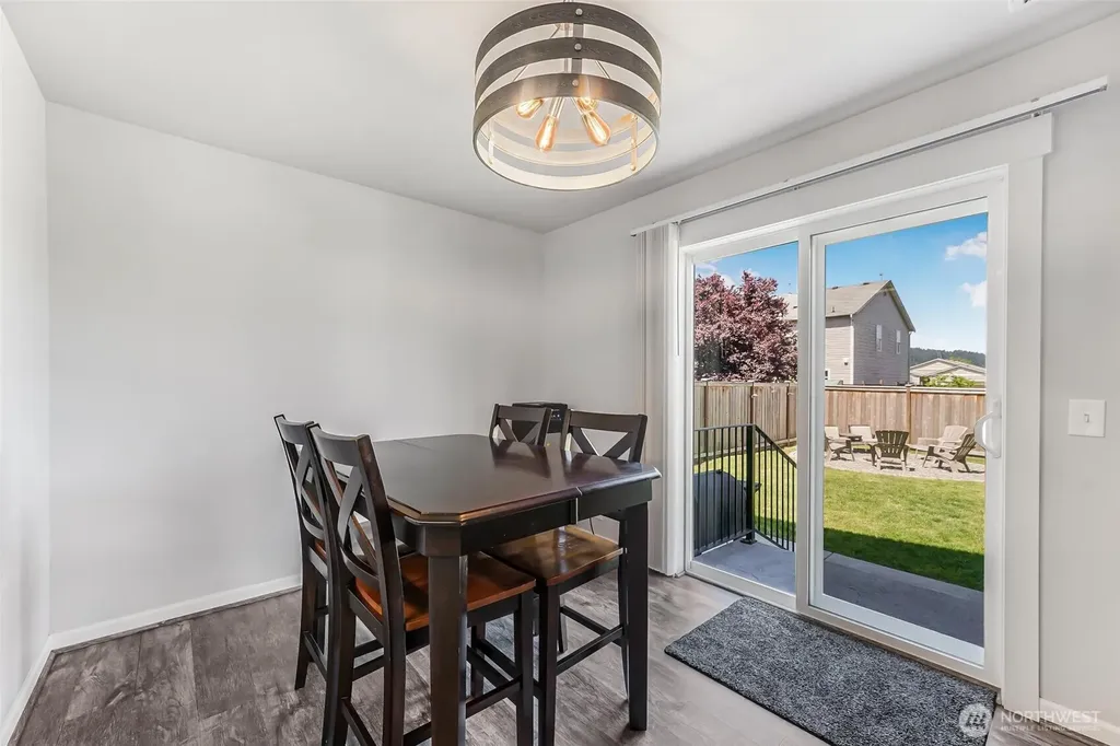 205 Roberts St NE Orting WA 98360