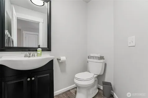 205 Roberts St NE Orting WA 98360