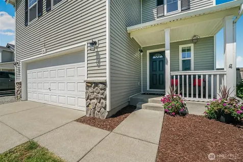 205 Roberts St NE Orting WA 98360