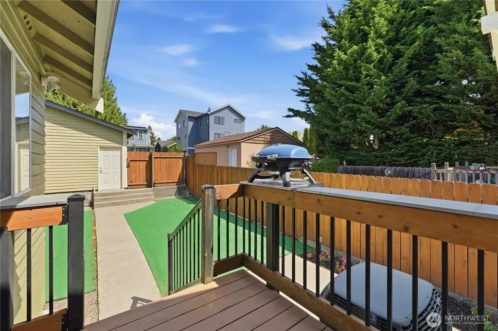 710 N 68th Street Seattle WA 98103