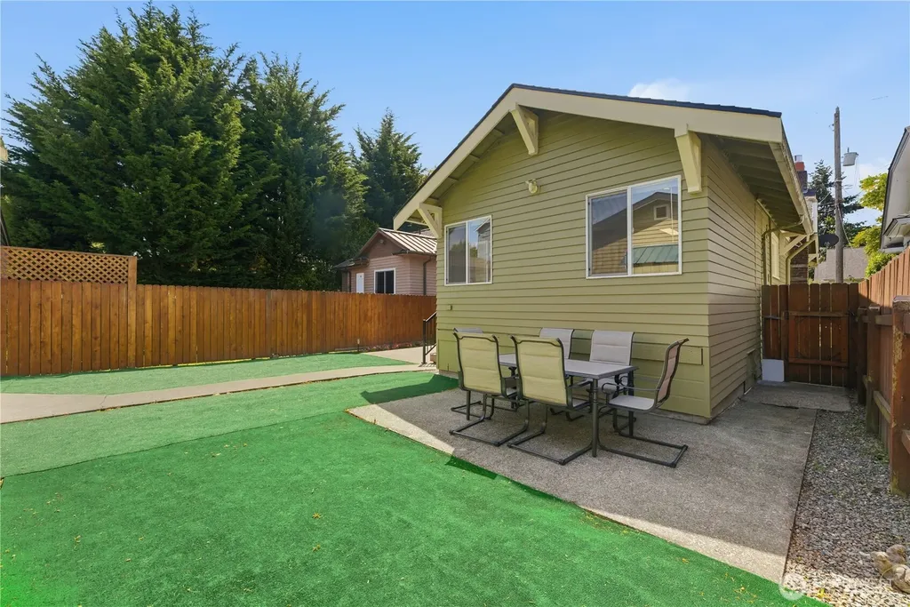 710 N 68th Street Seattle WA 98103