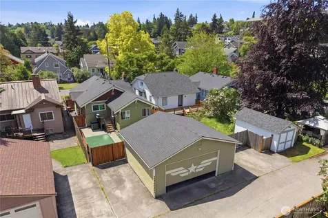 710 N 68th Street Seattle WA 98103