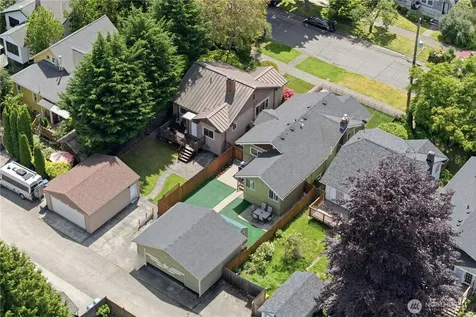 710 N 68th Street Seattle WA 98103