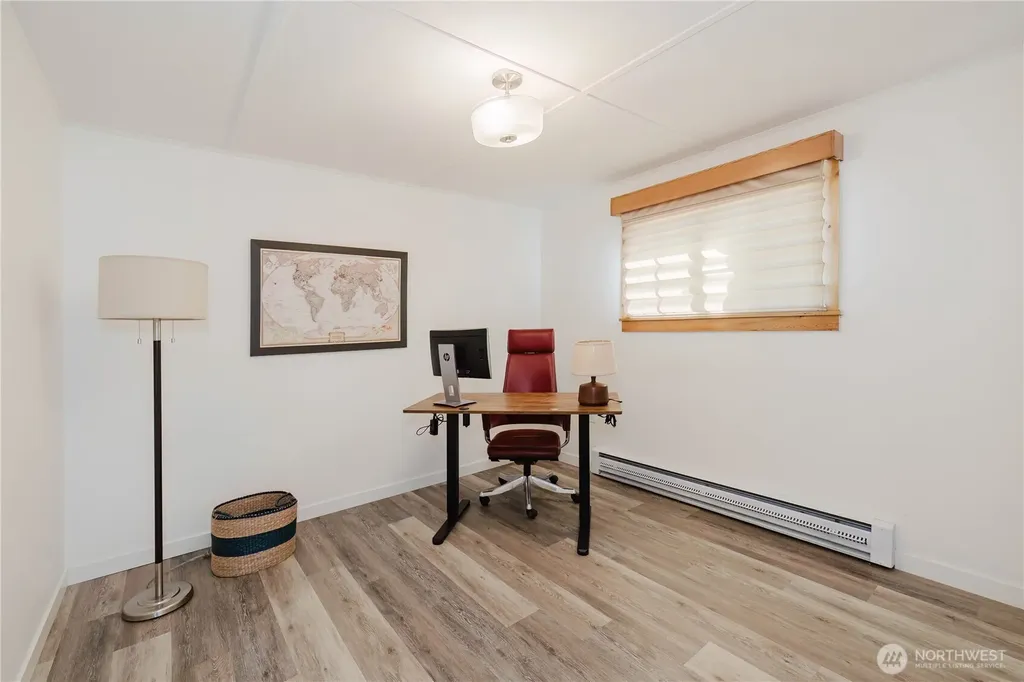 3262 Beach Drive E Port Orchard WA 98366