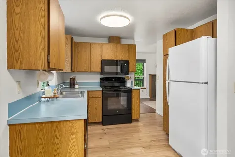 14608 SE 274th Street Kent WA 98042