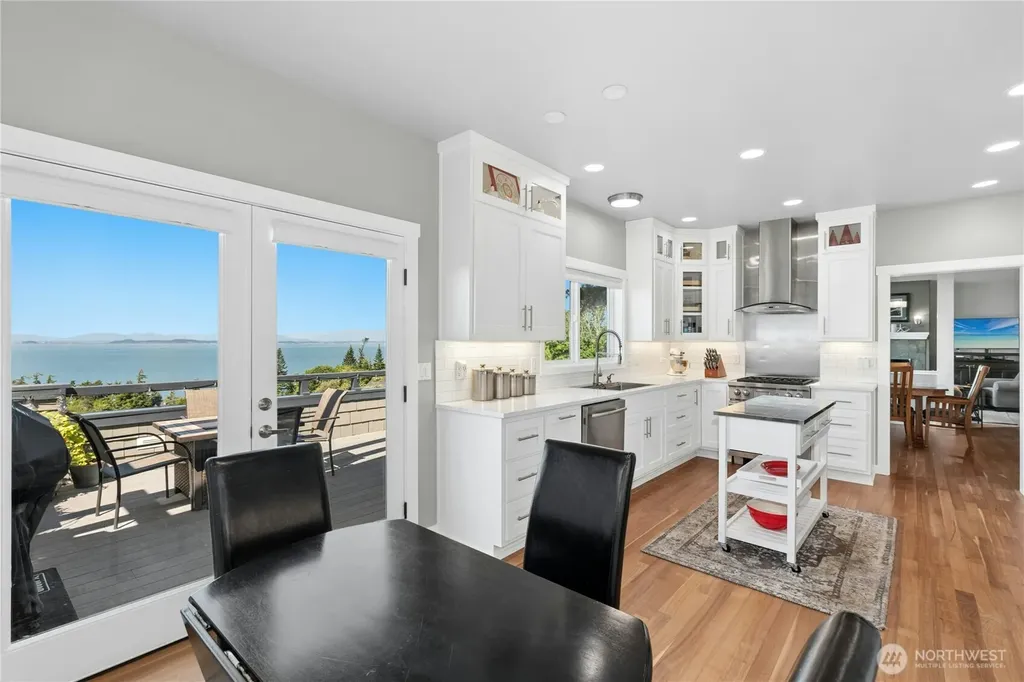 407 Vanderlin Drive Camano Island WA 98282