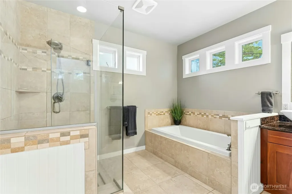 407 Vanderlin Drive Camano Island WA 98282
