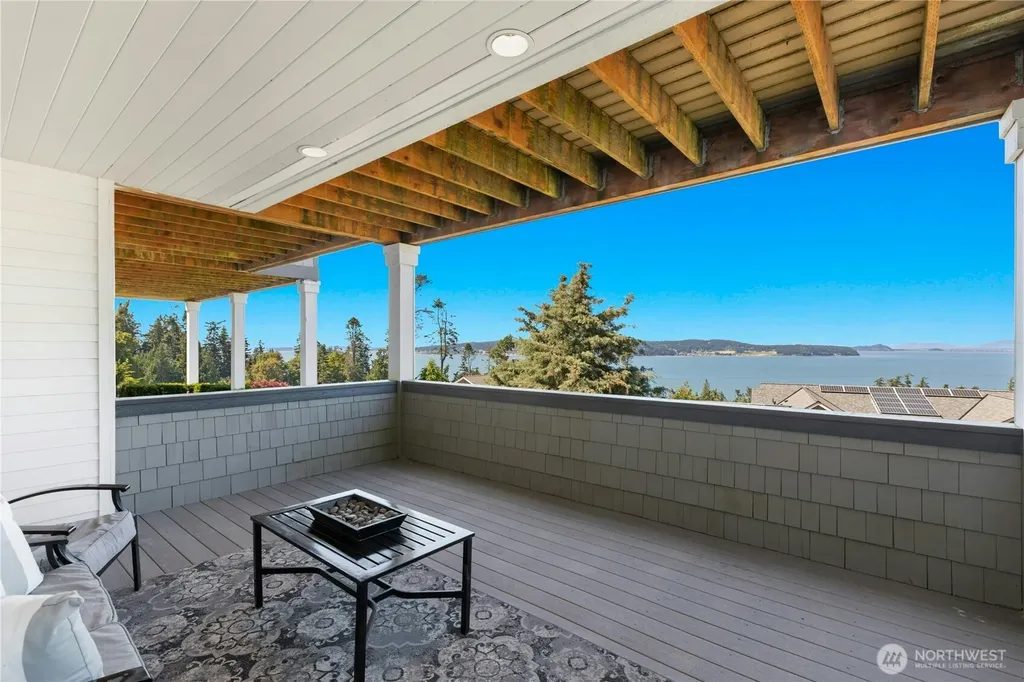 407 Vanderlin Drive Camano Island WA 98282
