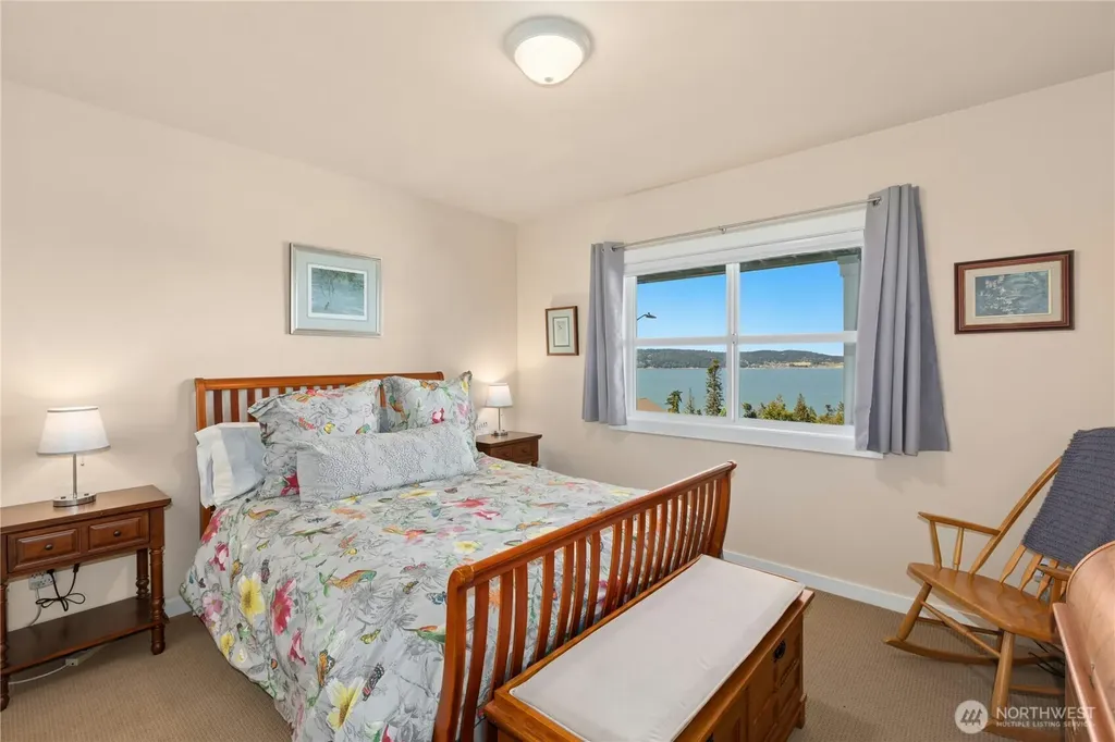 407 Vanderlin Drive Camano Island WA 98282