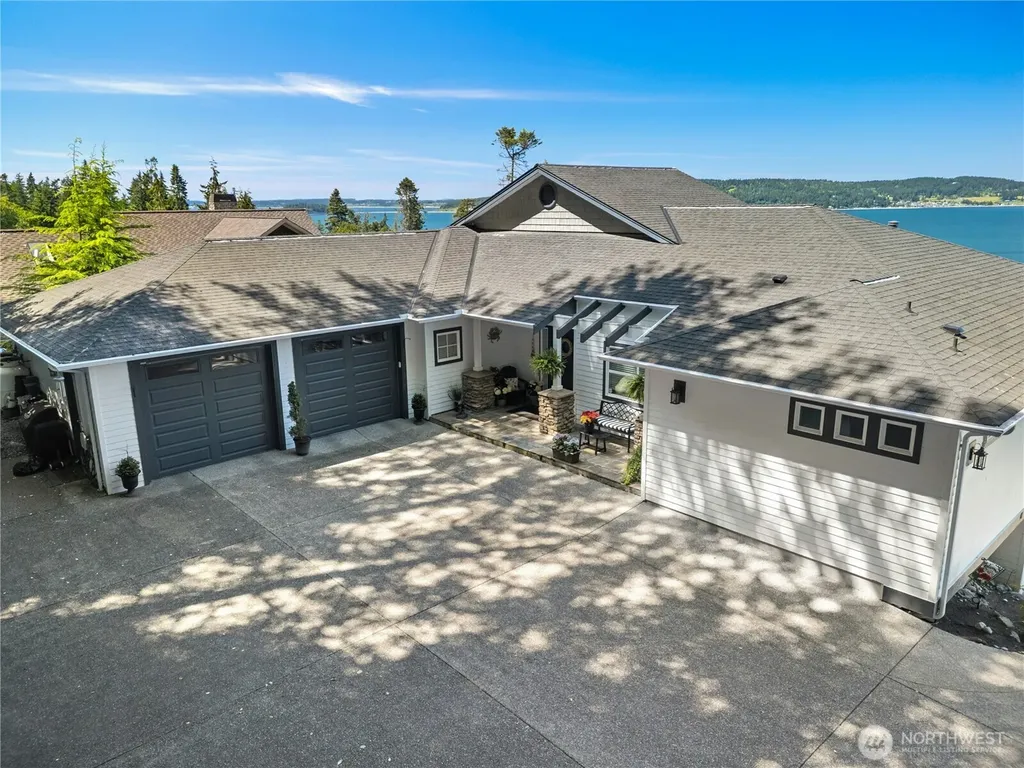 407 Vanderlin Drive Camano Island WA 98282