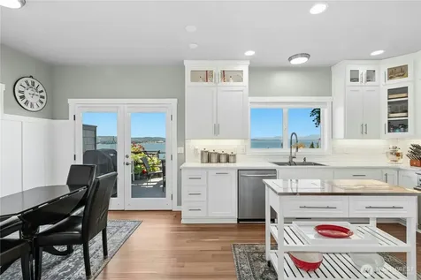 407 Vanderlin Drive Camano Island WA 98282