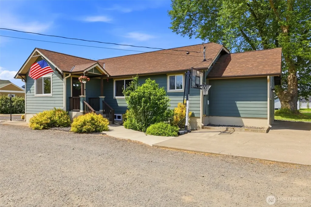 428 SW 12th Street College Place WA 99324