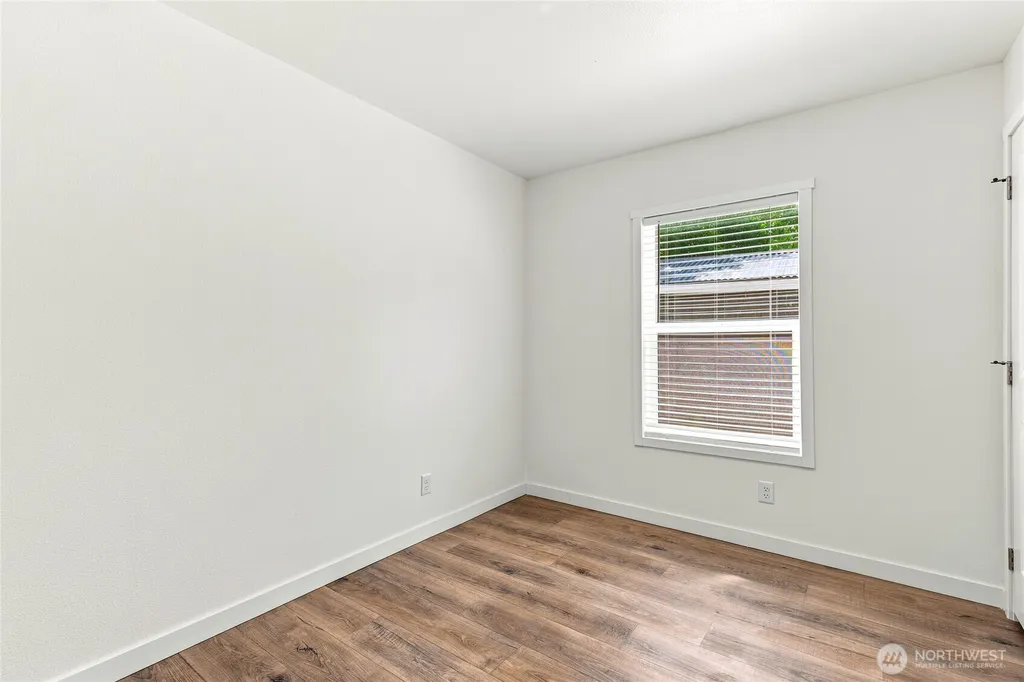 102 Sir Lancelot Way Castle Rock WA 98611