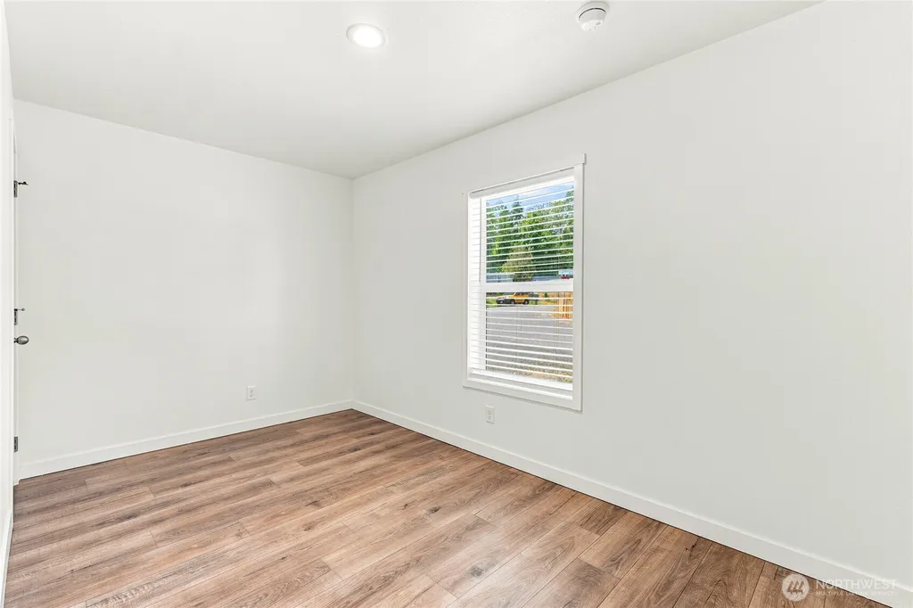 102 Sir Lancelot Way Castle Rock WA 98611