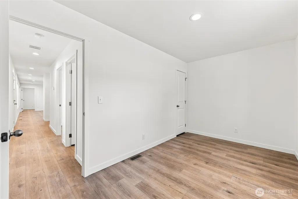 102 Sir Lancelot Way Castle Rock WA 98611