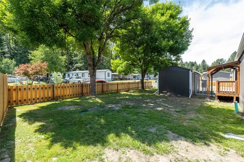 102 Sir Lancelot Way Castle Rock WA 98611