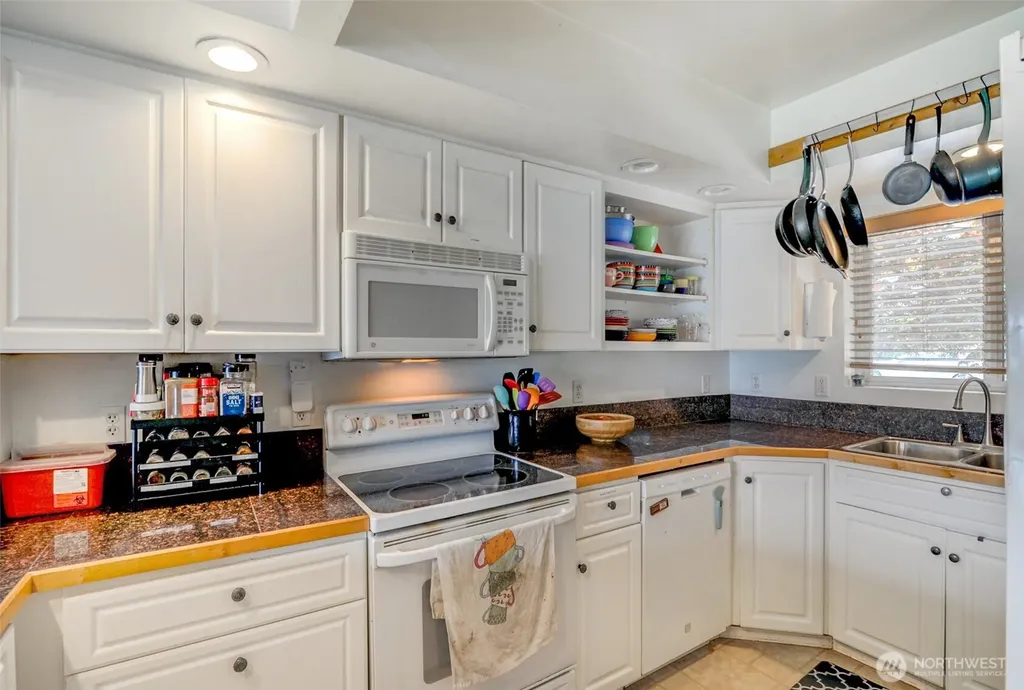 1305 Vernon Road Lake Stevens WA 98258