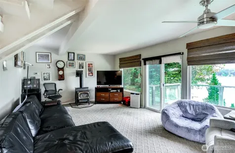 1305 Vernon Road Lake Stevens WA 98258