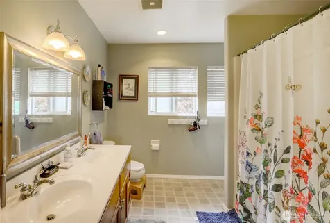 1305 Vernon Road Lake Stevens WA 98258