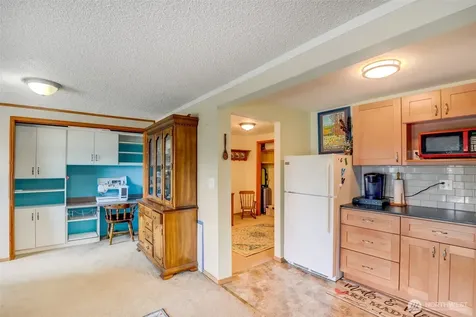 1305 Vernon Road Lake Stevens WA 98258