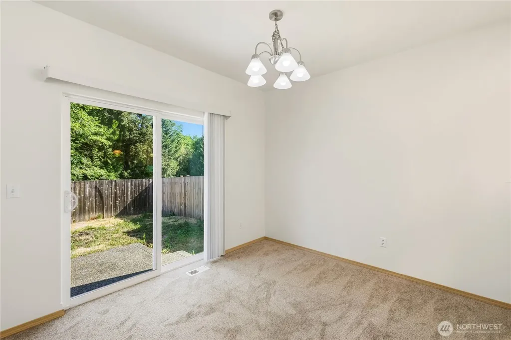 4538 20th Way NE Olympia WA 98516